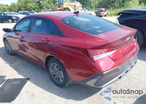 2024 Hyundai Elantra Sel z USA, uszkodzony, nr VIN KMHLM4DG7RU795162